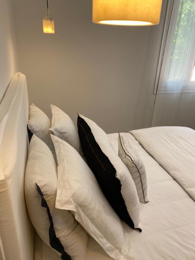 Petit Paradis A Sanary Avec Vue Mer Wifi Et Clim Esterno foto