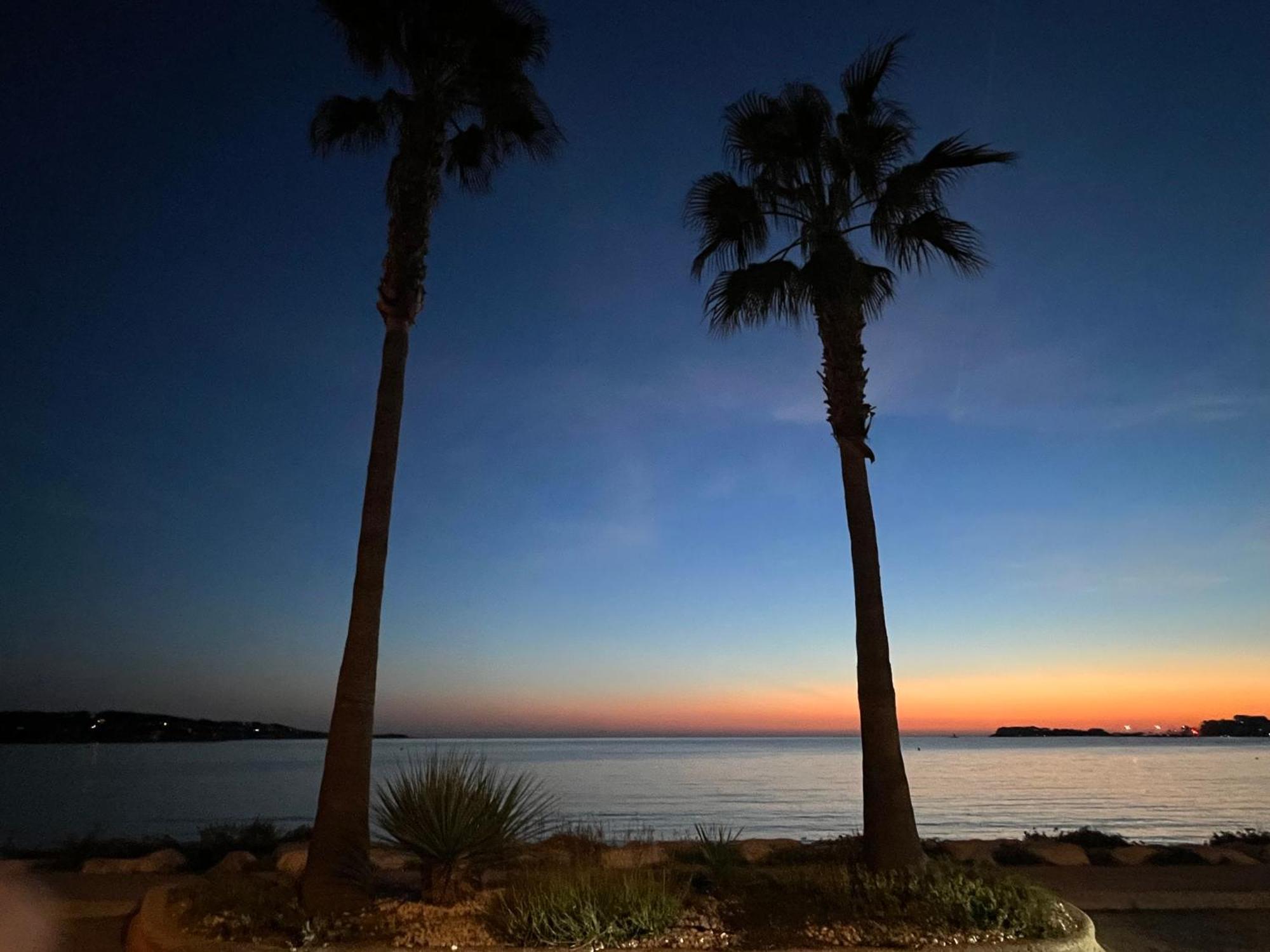 Petit Paradis A Sanary Avec Vue Mer Wifi Et Clim Esterno foto